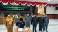 Bupati Situbondo pada Rapat Paripurna Persetujuan RPJPD) tahun 2025 – 2045, Selasa (19/3/2024). (Seru.co.id/ada) - DPRD Situbondo Gelar Paripurna Persetujuan Rancangan Awal RPJPD Tahun 2025-2045