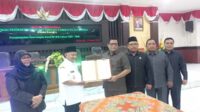 Bupati saat menyampaikan rancangan awal RPJPD Kabupaten Situbondo Tahun 2025-2045 kepada anggota DPRD Kabupaten Situbondo, Rabu (13/3/2024). (Seru.co.id/ads) - Bung Karna Sampaikan Rancangan Awal RPJMD Kabupaten Situbondo Tahun 2025-2045 di DPRD