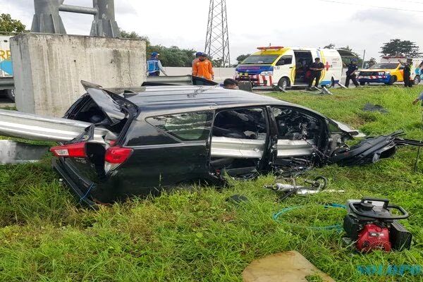 Seorang WNA Asal Jepang Meninggal Dunia dalam Insiden Lakalantas Tol Sragen