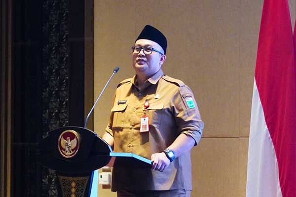 Kepala DPUPR, Ir. Alfi Nur hidayat ST MT IPM, dalam sebuah kegiatan pemerintahan. (ist) - Perbaikan Infrastruktur Jalan di Kota Batu Telan Anggaran 4 Miliar