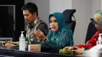 Ketua TP PKK Batu memimpin Rapat Pleno. (ist) - Rapat Pleno Perlombaan Desa dan Kelurahan Kota Batu Tahun 2024