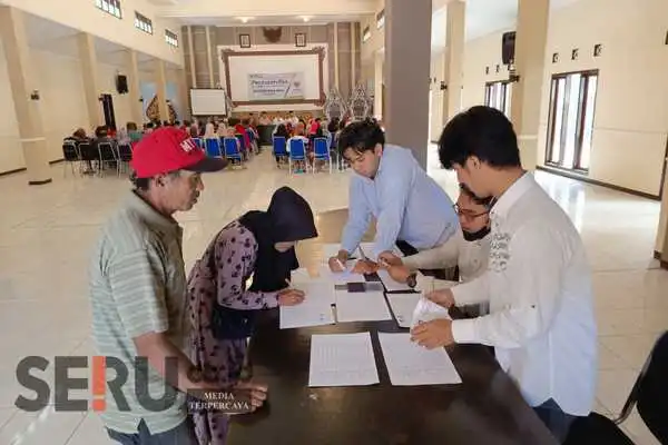 Baznas Kota Batu Salurkan Hasil  ZIS pada 2024 Mustahik