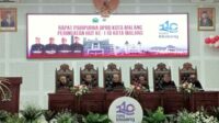 Pj Wali Kota Malang sebut pembangunan bisa berhasil dengan kerja sama berbagai pihak. (afi) - Hadiri Rapat Paripurna, Pj Wali Kota Malang Ajak Eleng Riwayat dan Berselaras untuk Kota Malang