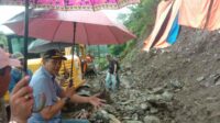Tinjau Lokasi Longsor Tanjungrejo, Pj Wali Kota Malang: Jangan Ditinggali Dulu