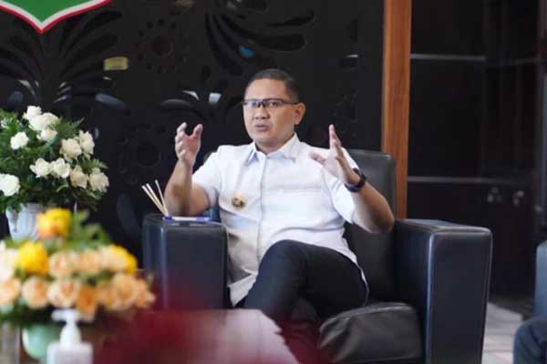Pj. Wali Kota Batu, Dr Aries Agung Paewai SSTP MM. (ist) - Pemkot Batu Siapkan 3 Jalur Alternatif untuk Antisipasi Kemacetan
