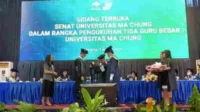Guru Besar Universitas Ma Chung Ciptakan Inovasi Mouse untuk Disabilitas Bekerja