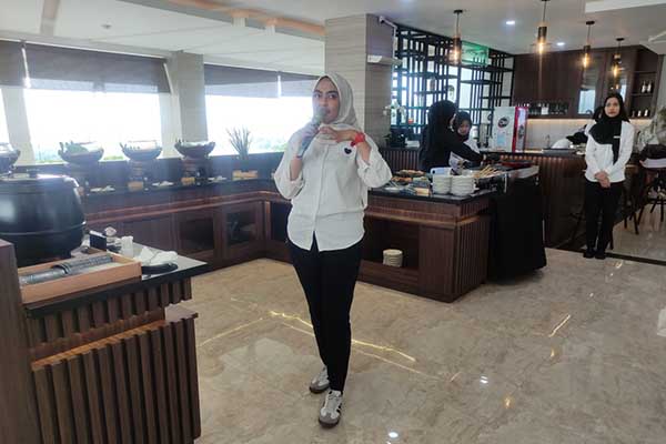 Shanty Sanata menyampaikan, Sapujagat Iftar Package Special Ramadan ala Sinergi Hotel & Villa. (rhd) - Sinergi Hotel & Villa Hadirkan Nuansa Nusantara Temani Ramadanmu Mulai Rp89.900