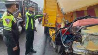 Diduga Mengantuk, Tiga Truk di Bululawang Alami Kecelakaan Beruntun, Dua Penumpang Alami Luka-luka