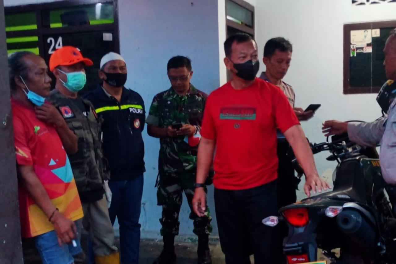 Seorang Nenek di Blimbing Ditemukan Meninggal di Kursi Tamu