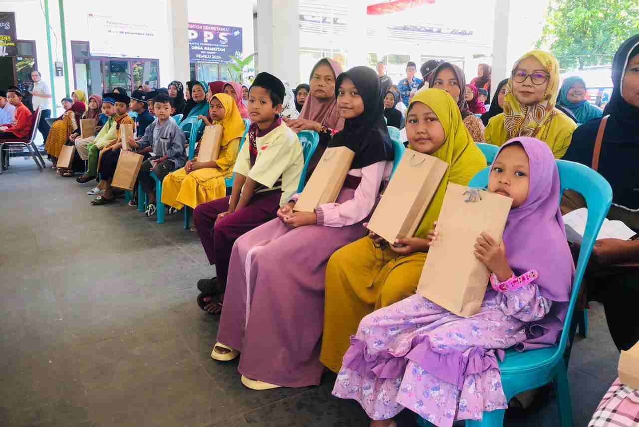 Kunjungi Seluruh Kecamatan, Sanusi Salurkan Rp4,4 Miliar Untuk Santutan Anak Yatim Piatu