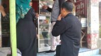 Kegiatan sosialisasi di 13 kecamatan, diawali dari kecamatan Palengaan dan Pagantenan, Senin (29/4/2024). (Seru.co.id/luq) - Satpol PP Sosialisasi Peredaran Rokok Legal di 13 Kecamatan se-Pamekasan