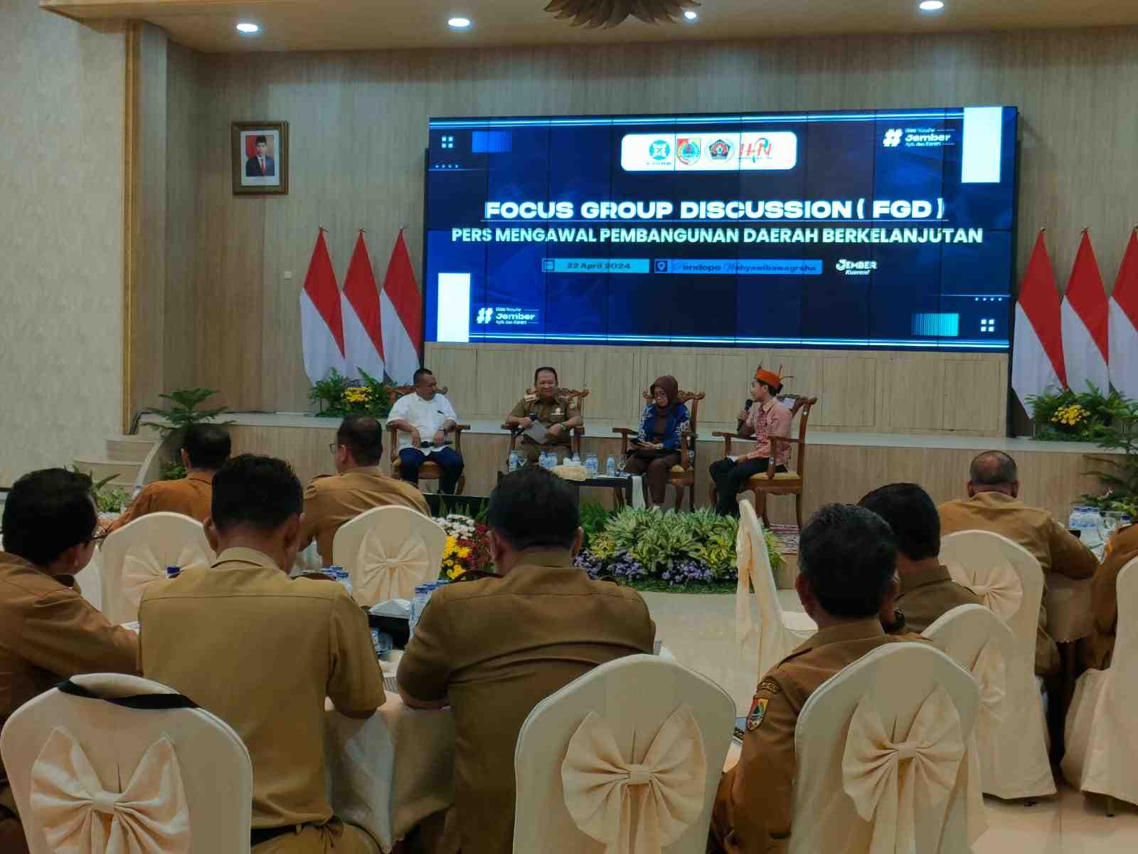 Berkunjung ke Jember, Ketua Dewan Pers Minta Wartawan Bisa Berpikir Kritis