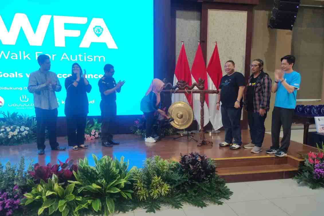 Hari Peduli Autisme Sedunia, Wouww.com Dukung Lomba Lukis Tong Sampah dan Topi