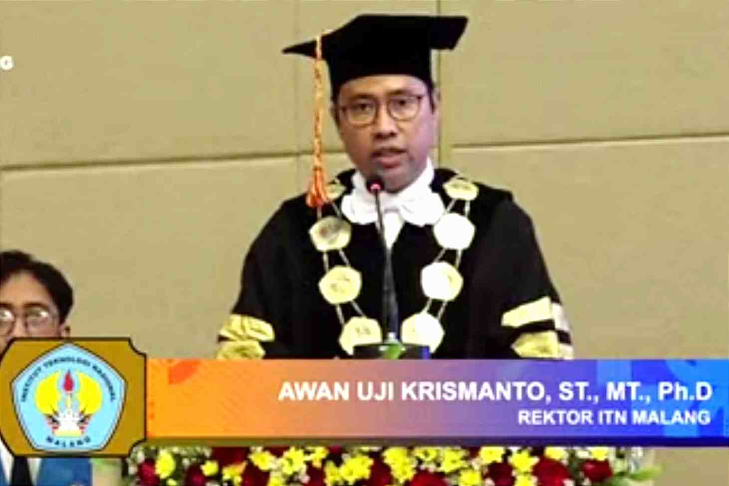 ITN Malang Melepas 303 Wisudawan, 86 Lulus Cum Laude