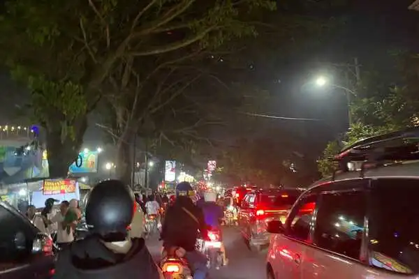 Kendaraan Plat Nomor Luar Kota Mendominasi di Kota Batu 30 Persen