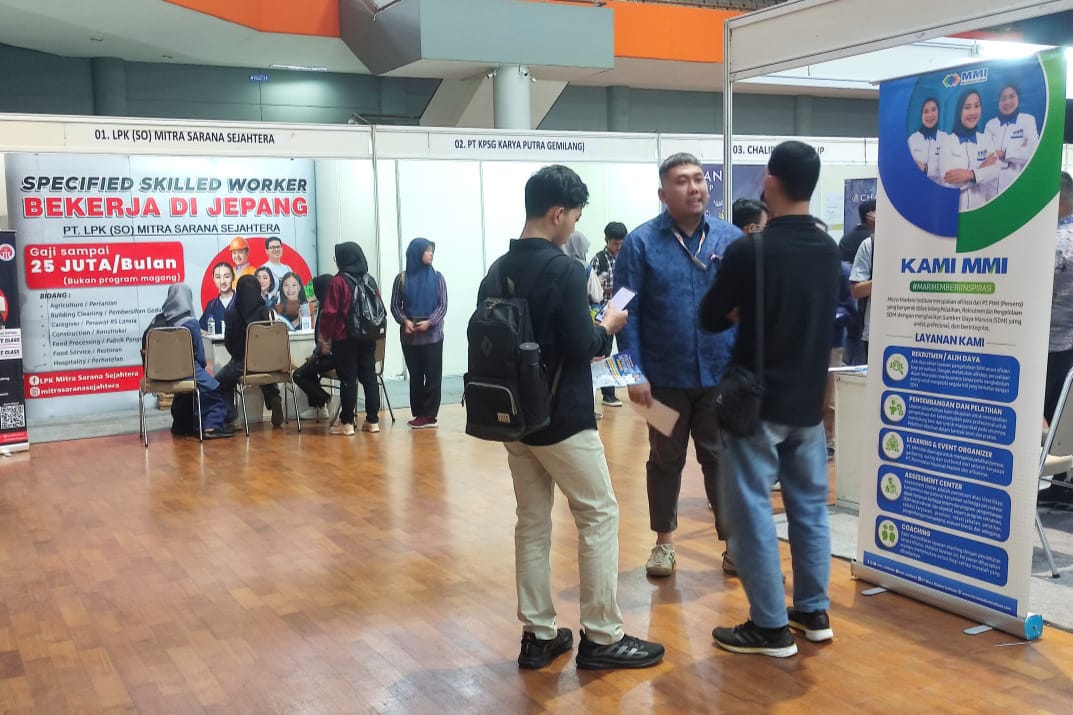 Ribuan Mahasiswa Serbu Job Fair Edutechxperience 5.0. IKA UM