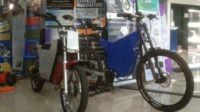 Bomber E-bike di Expo Hasil Riset dan Inovasi. (ws11) - Polinema Pamer Bomber E-bike di Expo Hasil Riset dan Inovasi