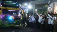 Ratusan Calon Jemaah Haji Batu Diberangkan Menuju Asrama Haji Sukolilo Surabaya