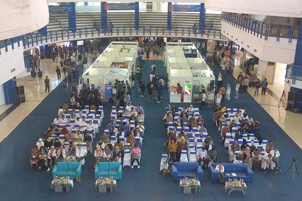 Expo Hasil Riset dan Inovasi di Graha Polinema. (rhd) - Polinema Expo Hasil Riset dan Inovasi, Kuatkan Kolaborasi DUDI Dukung Hilirisasi