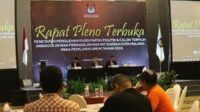 Ketua KPU Kota Malang, Aminah Asminingtyas memimpin Rapat Pleno Terbuka. (ist) - KPU Kota Malang Rapat Pleno Terbuka, Tetapkan Perolehan Kursi Parpol