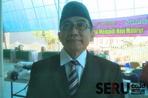 Ketua Kelompok Bimbingan Ibadah Haji dan Umrah (KBIHU) RSI Aisyiyah Malang, Drs Bahtiar Effendi saat dimintai keterangan. (ws11) - Begini Pesan Pj Wali Kota Malang Kepada 237 CJH KBIH Aisyiyah