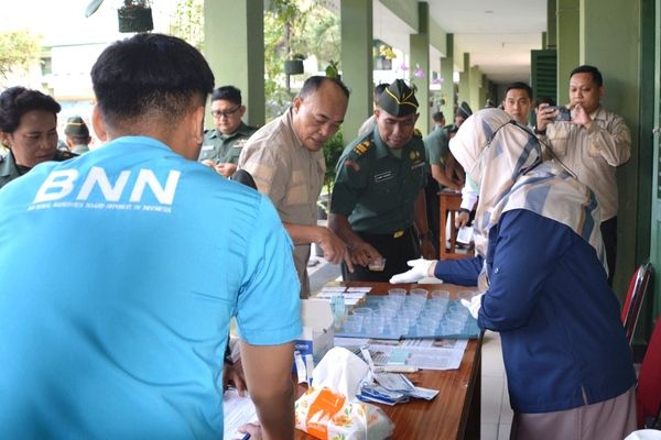 Korem 083/Bdj Tes Urin Prajurit dan PNS, Sukseskan Program P4GN