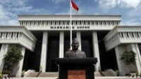 Putusan MA Kabulkan Batas Usia Kepala Daerah, Akali Hukum Untuk Anak Penguasa?