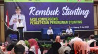 Pj Wali Kota Malang, Dr Ir Wahyu Hidayat MM memberi sambutan. (Seru.co.id/ws11) - Pj Wali Kota Malang Inginkan Kolaborasi Akademisi hingga Pengusaha Atasi Stunting