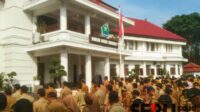 Pj Wali Kota Malang memimpin apel pagi. (ws11) - Capai PPD Terbaik I Nasional, Pj Wali Kota Malang: Perencanaan dan Realisasi Signifikan Demi Masyarakat