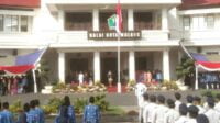 Pj Wali Kota Malang memimpin upacara peringatan hari kebangkitan nasional di Kota Malang. (ws11) - Peringati Harkitnas, Pj Wali Kota Malang: Bangkit Maju Berkelas