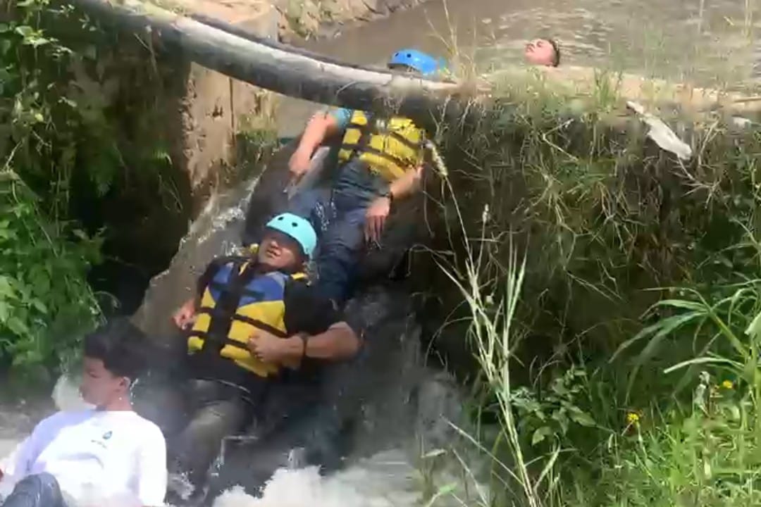 Bermula Dari Kebiasaan Mengais Sampah di Sungai, Wisata Batu Tubing Hadi