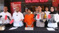 Polisi menangkap Sobri, pelaku penyebaran foto asusila siswi SMP di Kota Malang bersama barang bukti. (ws11) - Pria Asal Banjarnegara Dibui Usai Sebar Foto Asusila Siswi SMP