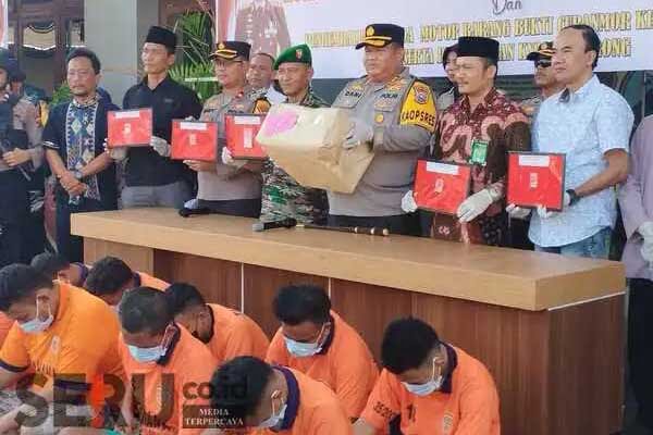 Polres Pamekasan saat melakukan konferensi pers kasus Narkoba. (Seru.co.id/udi) - Polda Jawa Timur Bekuk Bandar Narkoba di Proppo Pamekasan