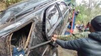 Sebelum Masuk Jurang TNBTS, Fortuner Melaju Kencang dan Menabrak Bukit