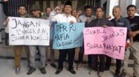 Tolak Revisi UU Penyiaran, Puluhan Jurnalis Luruk DPRD Kabupaten Pasuruan