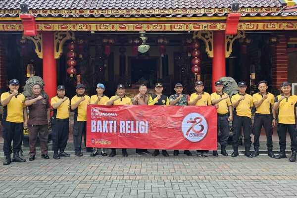 Babinsa dan Bhabinkamtibmas Bakti Religi Peringati Hari Bhayangkara Ke-78
