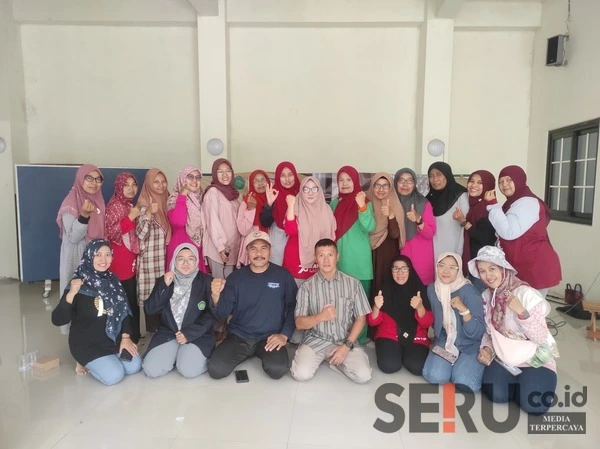 LP2M UIN Maliki Edukasi Warga Perum Jasatirta Olah Sampah Organik Menjadi Kompos