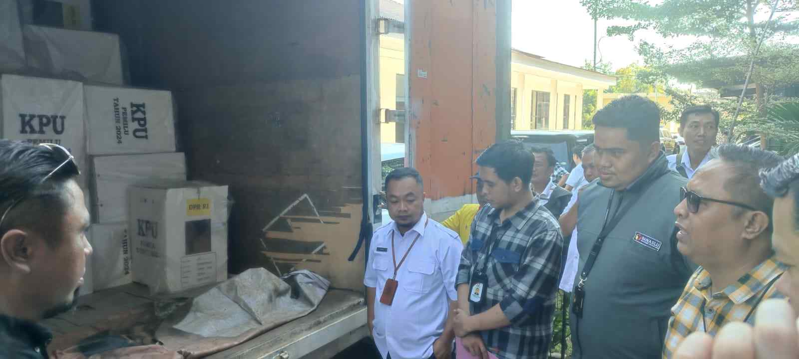 Untuk Perhitungan Ulang, KPUD Jatim Titipkan Logistik Pemilu di Mapolda Jatim