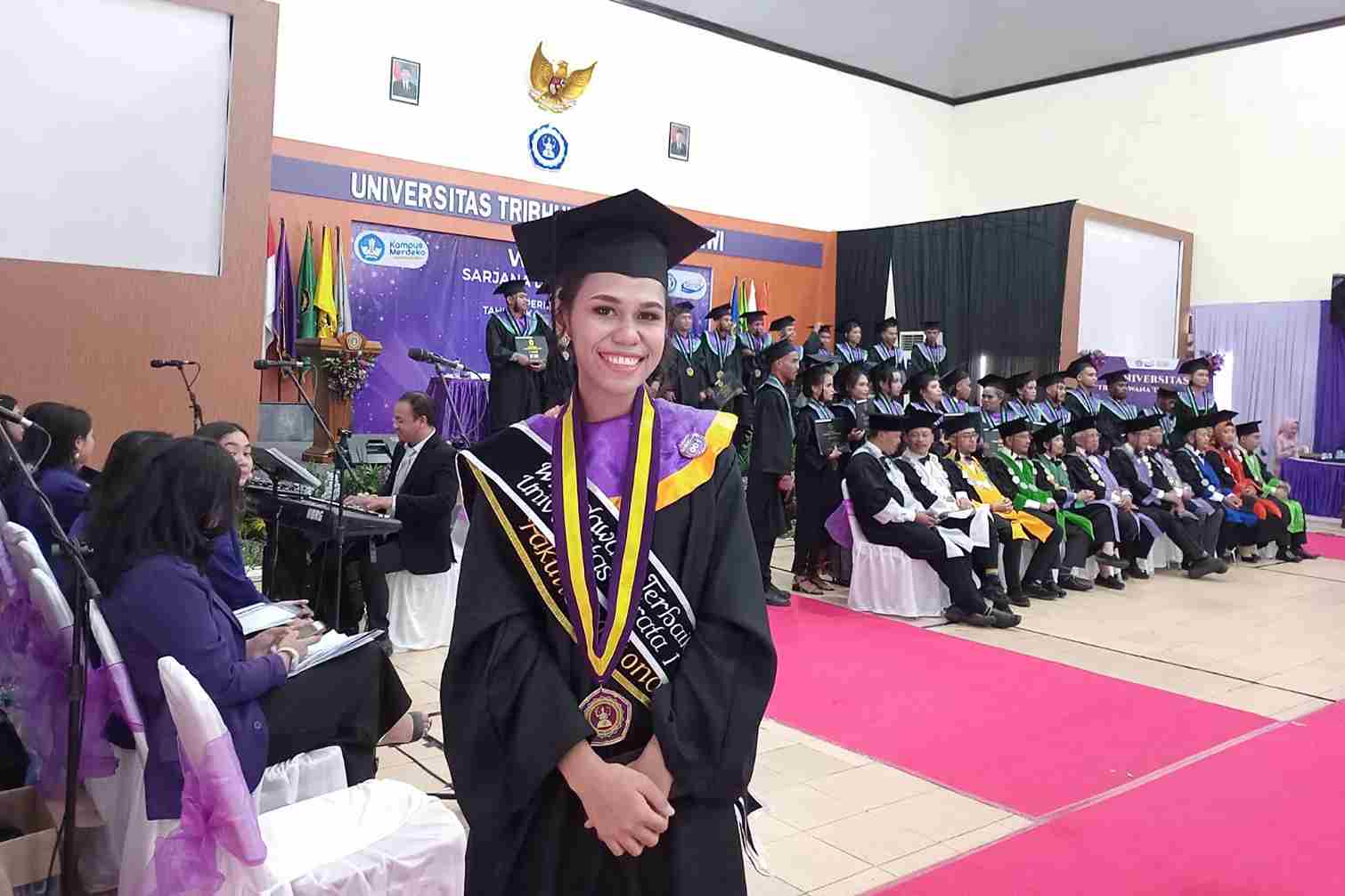 Margaretha Delvinta Amalia, Anak Petani Asal Flores NTT Jadi Lulusan Terbaik Unitri