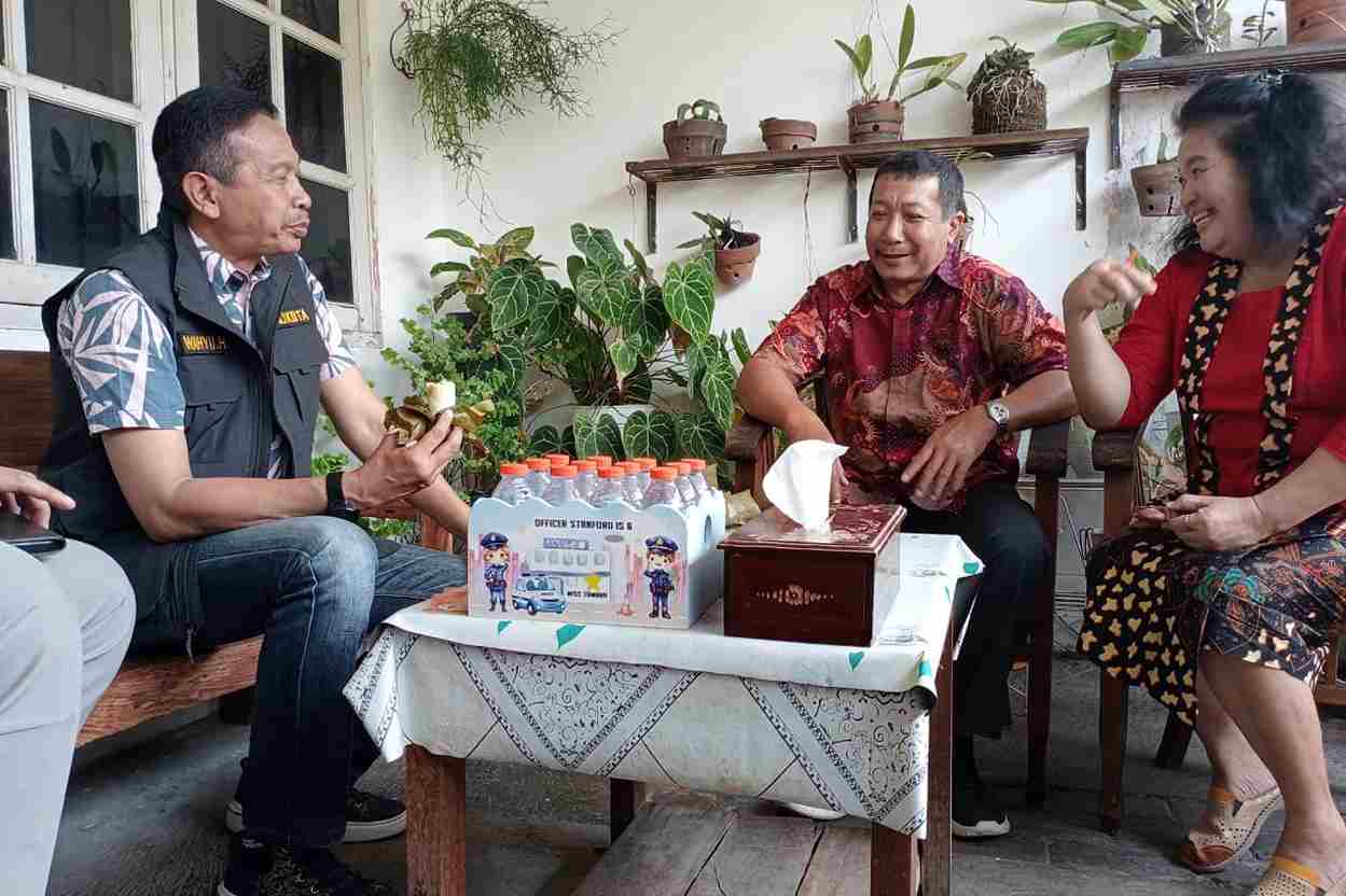 Tinjau Sentra UMKM, Pj Wali Kota Malang Hadirkan Sahabat UMKM untuk Mendukung Geliat UMKM Kota Malang