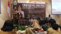 Pj Wali Kota Malang memberikan arahan saat High Level Meeting bersama TPID Kota Malang. (Seru.co.id/ws11) - Pj Wali Kota Malang Pastikan Stabilitas Harga Jelang Idul Adha