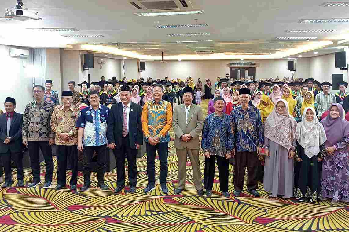 Lepas 76 Siswa SD Plus Qurrota A'yun, Pj Wali Kota Malang: Terima Kasih Konsistensi Pendidikan Berkualitasnya