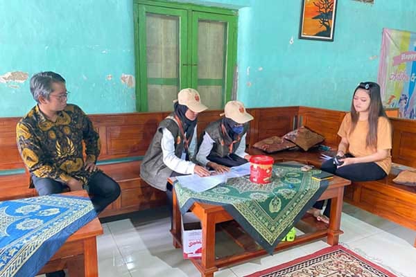 Proses Coklit para Pantarlih di Kabupaten Malang. (ist) - Pecahkan Rekor Muri, Setiap Pantarlih Diwajibkan Coklit 10 Pemilih di Hari Pertama