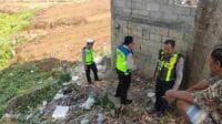 Proses olah TKP kecelakaan di Jalan Raya Pakiskembar. (ist) - Tak Memakai Helm, Remaja Pakiskembar Tewas Setelah Menabrak Tembok