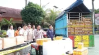Raih Omzet Ratusan Juta, Dua Orang Pengemas Migor Ilegal jadi Tersangka