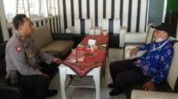 Saat petugas kepolisian datangi dan dalami dugaan praktik Pungli di kawasan wisata Pantai Balekambang. (ist) - Polisi Dalami Dugaan Praktik Pungli di Wisata Pantai Balekambang