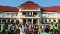 Senam Senam Tahes Mbois Jumat (STMJ). (ist) - Dandim 0833/Kota Malang Sebut STMJ Jadi Penyambung Silahturahmi Tiga Unsur