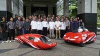 Tim Apatte62 Brawijaya dilepas di halaman rektorat. (ist) - Apatte62 Kembali Berlaga di Shell-Eco Marathon 2024, Siap Bawa Pulang Juara