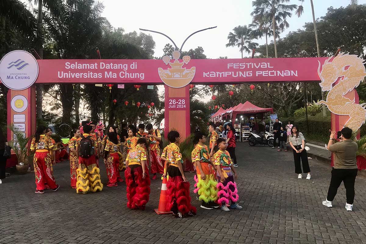 Festival Kampung Pecinan di Universitas Ma Chung digelar selama tiga hari, Jumat-Minggu (26-28/7/2024). (afi) - Festival Kampung Pecinan, Wujud Nyata Universitas Ma Chung Promosikan Budaya Tionghoa-Indonesia