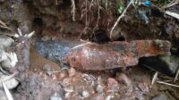 Tengah Mencari Besi Tua, Warga Pakis Temukan Bom Jenis Torpedo